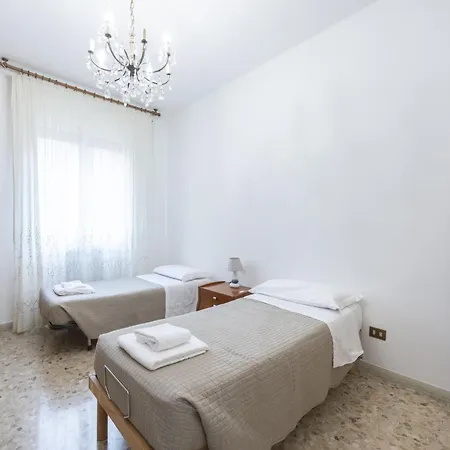 Garavaglia, By Short Holidays Апартаменты *